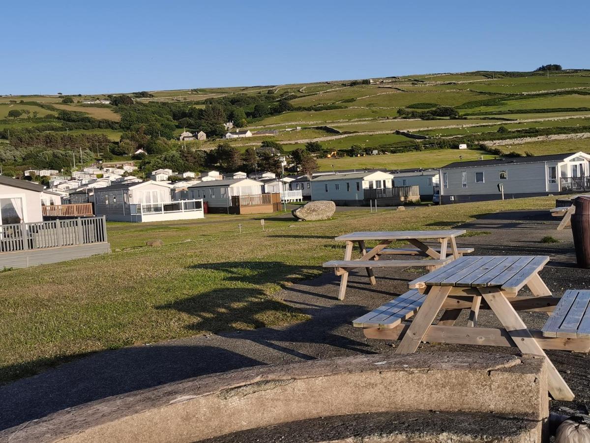 Snowdonia Sunbeach Holiday Sea And Mountain View Llwyngwril Exterior photo