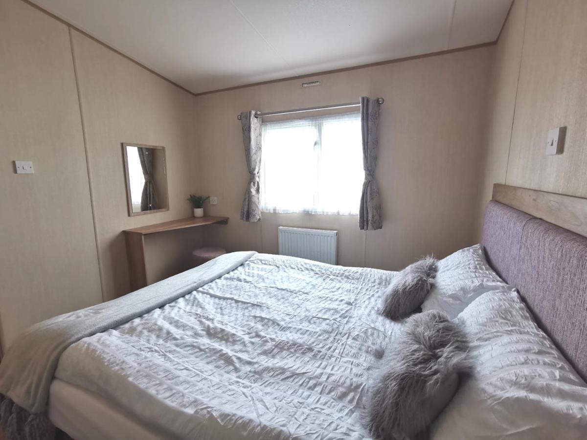 Snowdonia Sunbeach Holiday Sea And Mountain View Llwyngwril Exterior photo